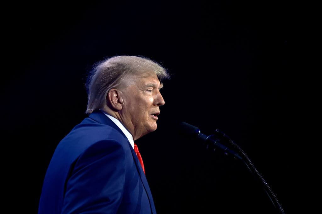 Juicio a Trump por los documentos clasificados de Mar-a-Lago empezará en mayo