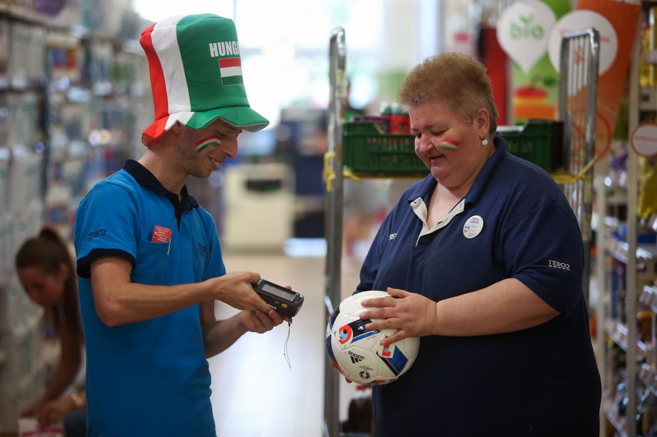 Algunos no perdieron la oportunidad de comprar algún souvenir.