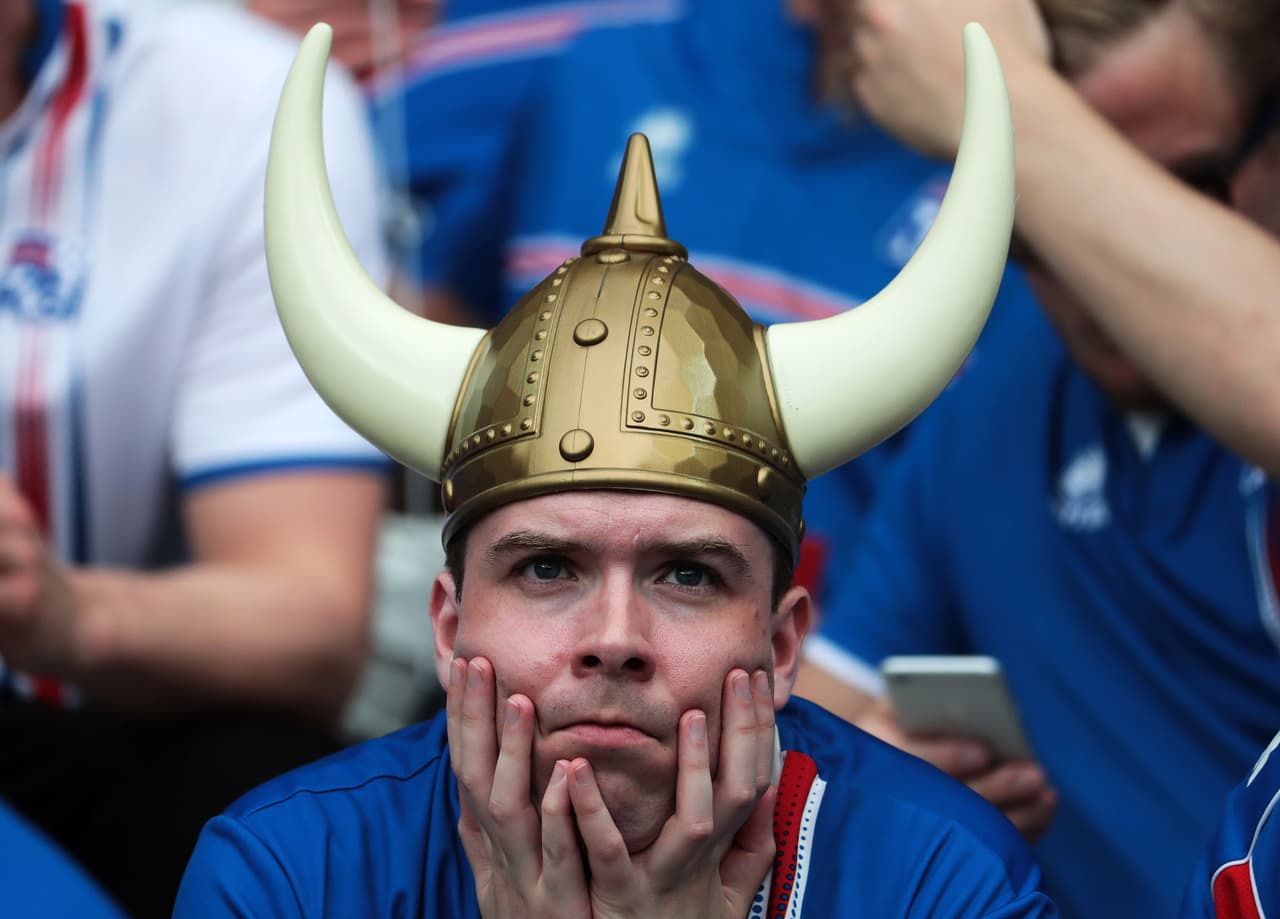 Aunque otros se vieron algo entristecidos, suponemos que porque el partido no iniciaba.