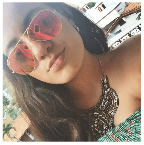 Tiene muchas facciones muy similares a las de su padre, por lo que no puede negar que es uno de los bellos retoños del 'Rey del Jaripeo'.