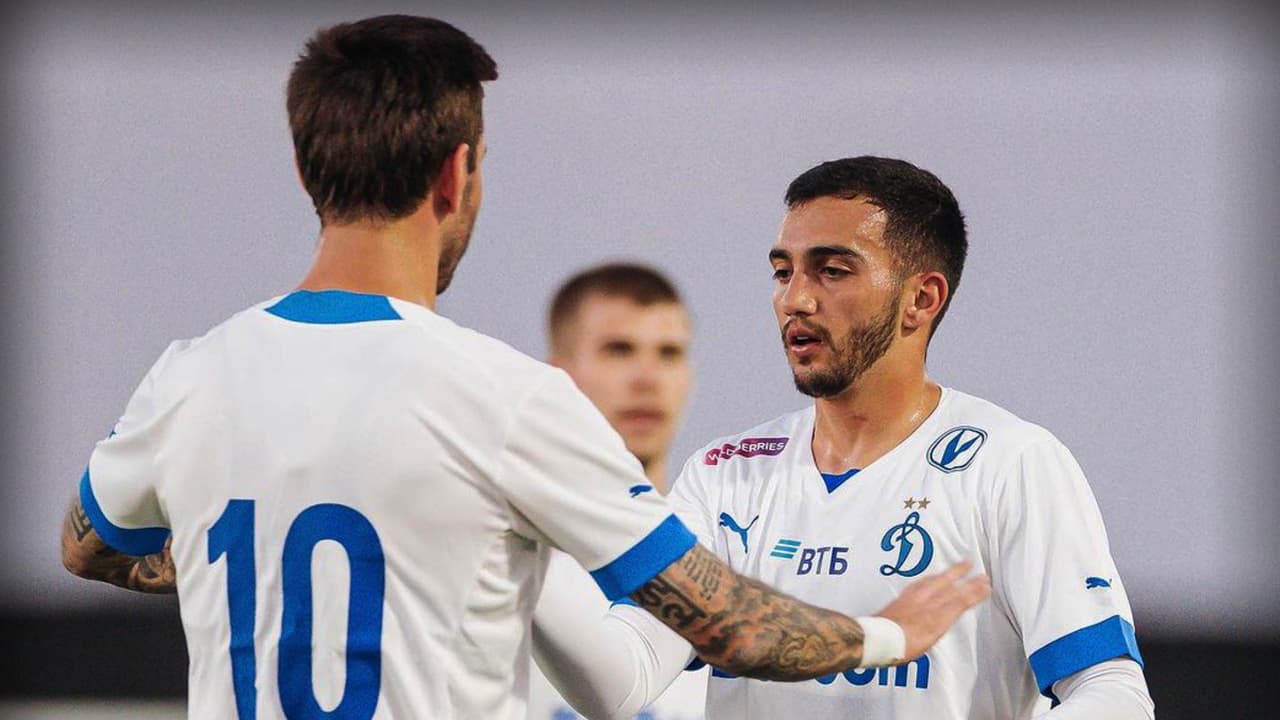 Luis Chávez anota un golazo en juego amistoso del Dinamo Moscú