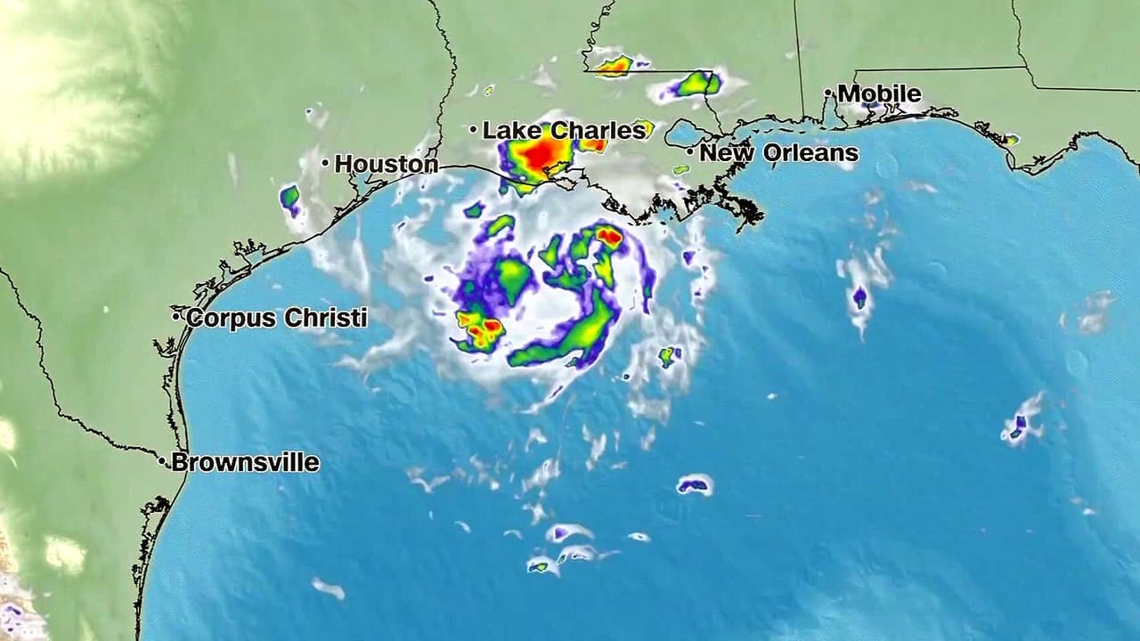 Tormenta tropical Edouard se intensifica hoy; así avanza ante su inminente toque de tierra en Texas