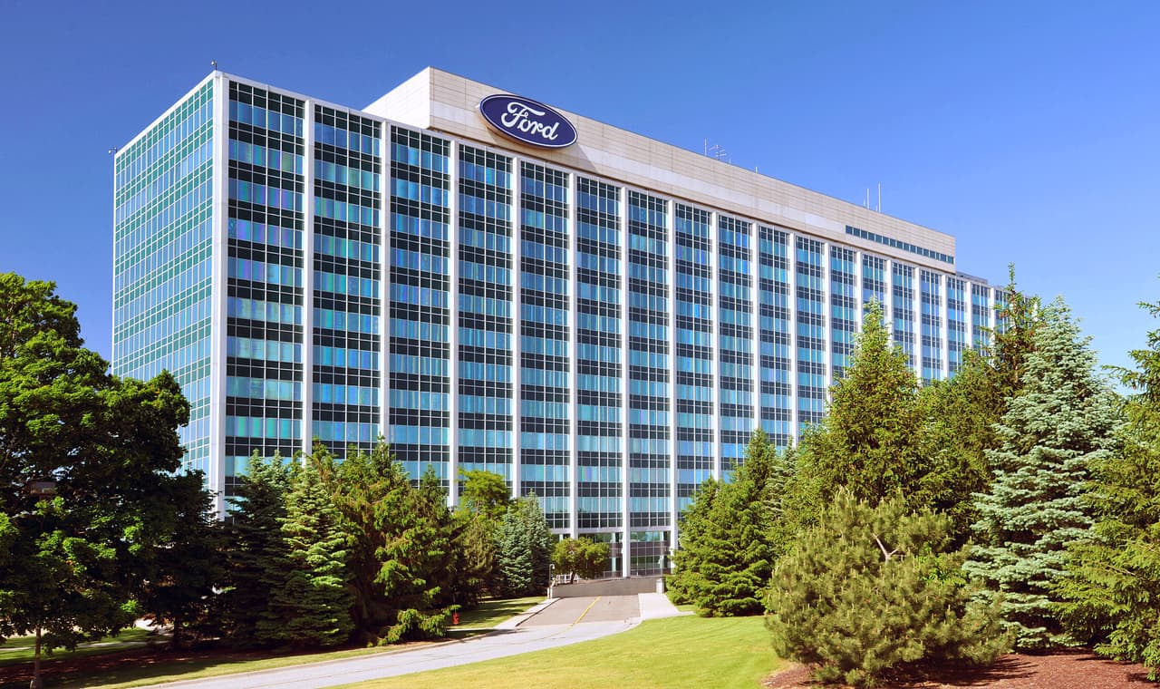 Ford reduce su fuerza laboral en un 10%