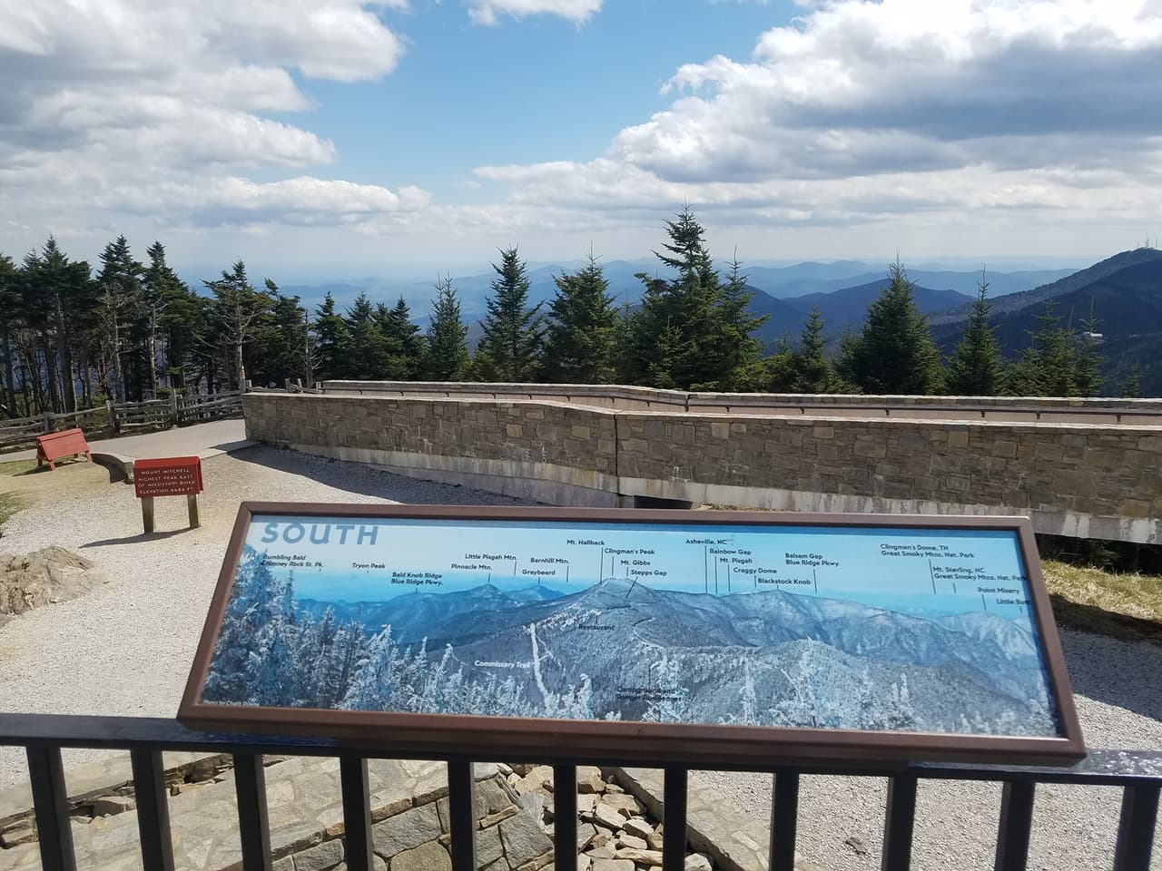 También en la cumbre encontrarás un museo, una tienda y baños.