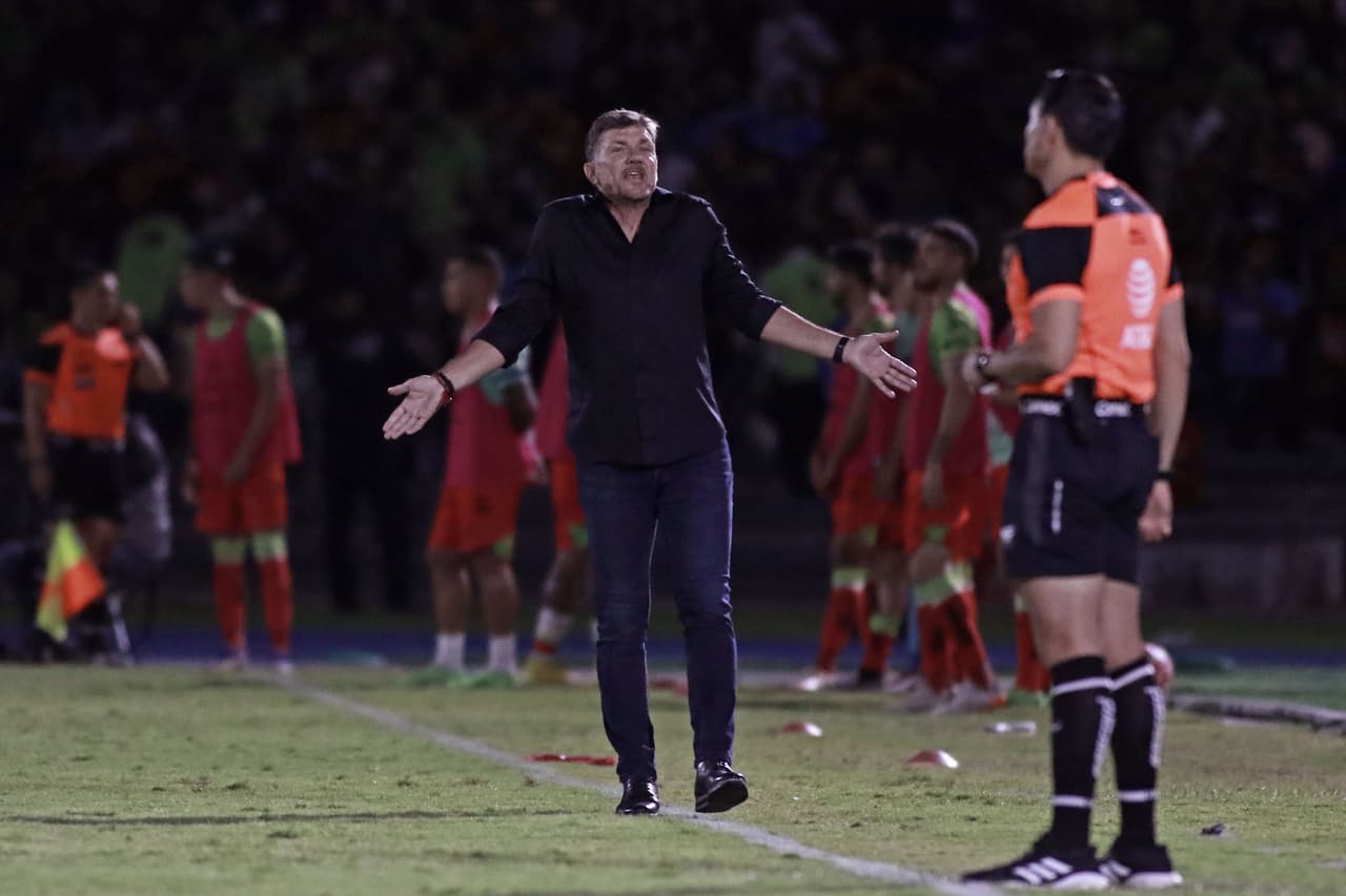 FC Juárez le sacó el empate a Cruz Azul de forma dramática con dos goles en los últimos 10 minutos del partido para meterse a zona de repechaje y hundir a La Máquina al lugar 14.