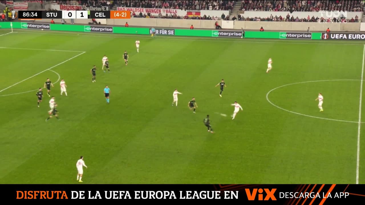 Qué arquerazo es Sinsilao. ¡Evita que los alemanes sigan sumando goles en el global!