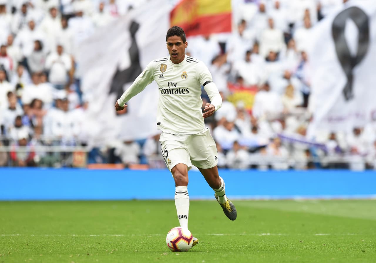 Varane sobre las bajas de Bale, Hazard y Benzema: "No hay excusas"