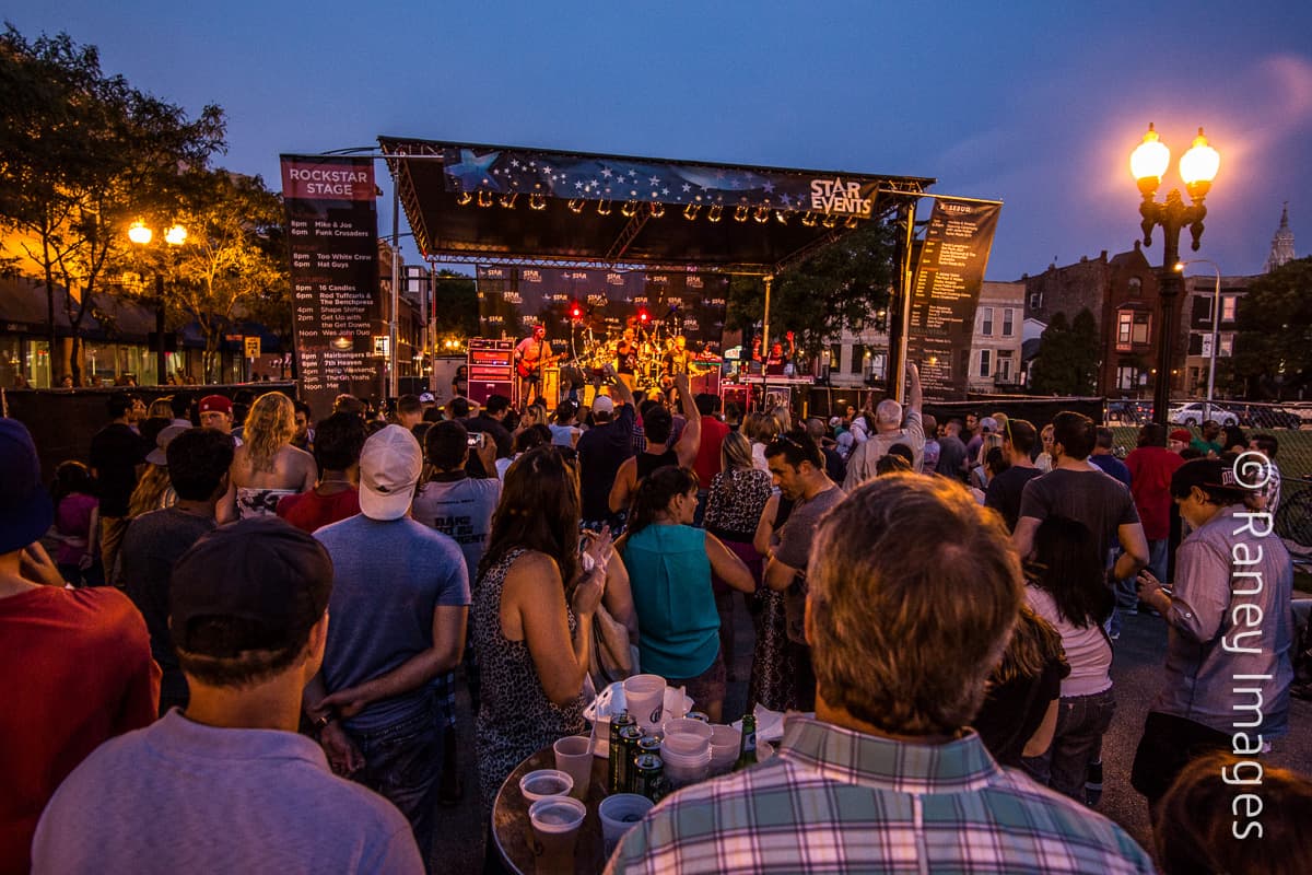 La donación sugerida para entrar al festival es de $5 dólares y lo que se recaude será a beneficio de la University Village Association.