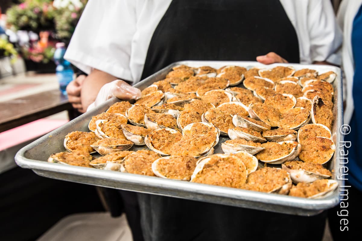 Habrá platillos de restaurantes locales y deliciosa comida.