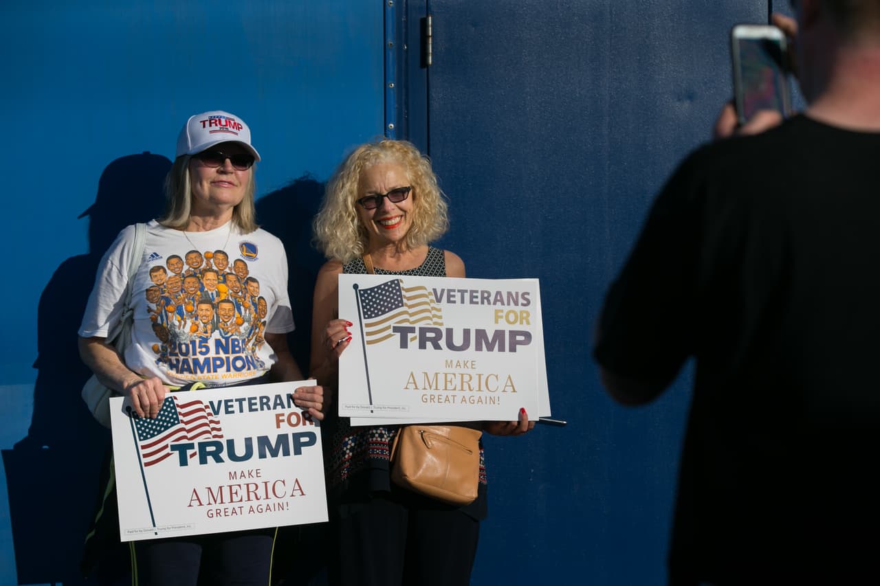 2. Santa Cruz / Watsonville, California: "Hermosas playas, un paseo marítimo familiar y uno de los parques de diversiones más antiguos del estado, todos con vistas a la impresionante Bahía de Monterey".