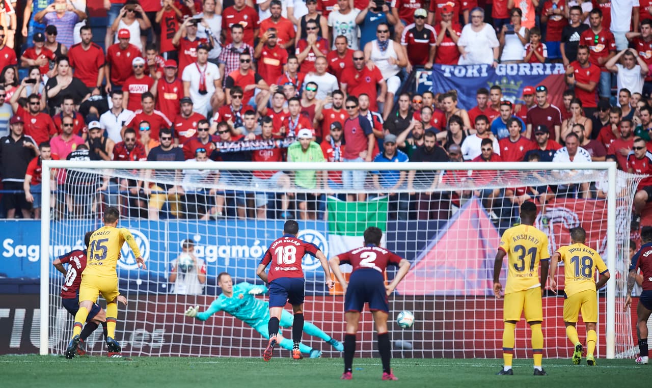 El Barcelona empató 2-2 ante el Osasuna en El Sadar. Ansu Fati, de 16 años, se convirtió en el jugador más joven en anotar con el Barcelona. Roberto Torres anotó doblete para Los Rojillos y Arthur el otro tanto azulgrana.