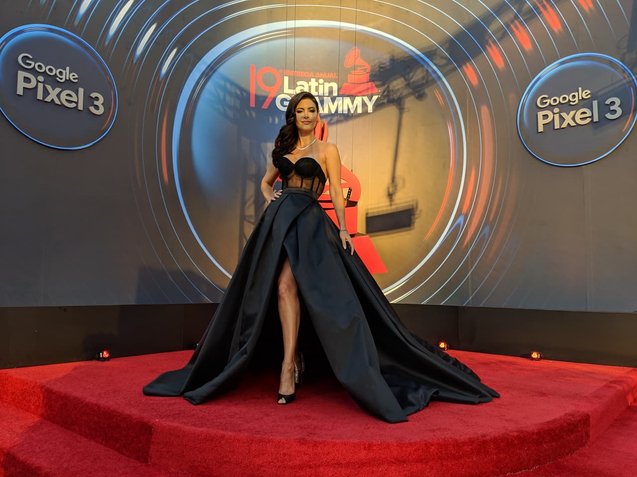 <b>Noviembre 2018 - Chiquinquirá Delgado en la alfombra de Latin Grammy | </b>El negro fue el color de la noche en el evento de Latin Grammy, pero sin duda Chiquinquirá Delgado logró destacar entre todas.
<br>