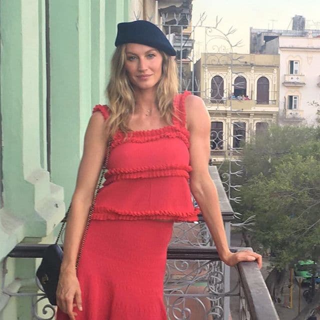 La súper modelo Gisele Bündchen viajó hasta La Habana para presenciar el desfile.