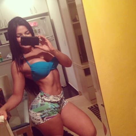 Las fotos más candentes de Suzy Cortez.