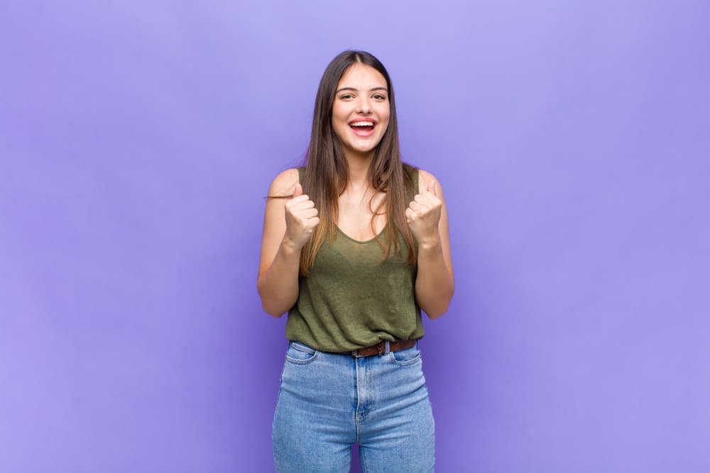 Vienen noticias de personas que fueron importante para ti pero que por diferentes razones se habían alejado. Ahora recibes un contacto y respirarás aliviado al saber que todas esas ideas negativas que hubo fueron simplemente suposiciones absurdas. Estás en una buena etapa. Lo que pensaste que iba a salir mal, sale bien, así que vívelo intensamente.