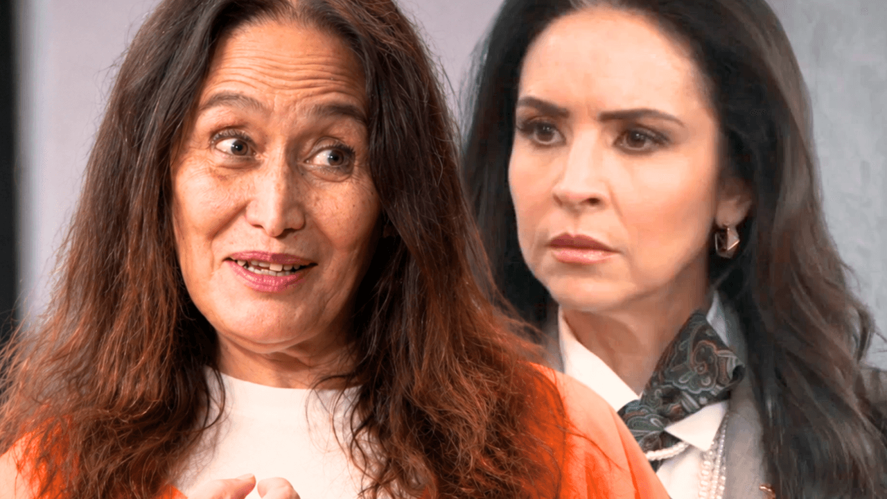 Teresa encuentra información que hundirá a Luz | Corazón De Oro | Capítulo 49