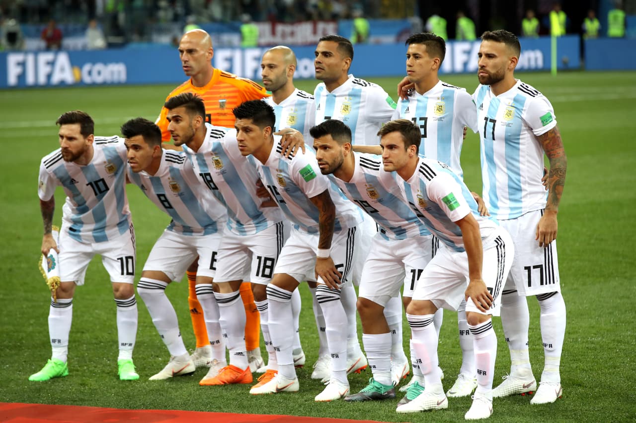 Argentina se presentó con cambios respecto al duelo ante Islandia, pero como siempre, con Messi como guía y capitán.