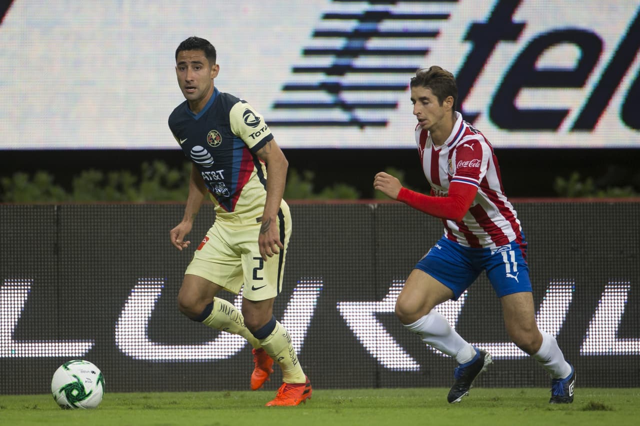 Cristian Calderón saca un potente disparo al minuto 81 y termina dándole la victoria 1-0 sobre las Águilas del América.