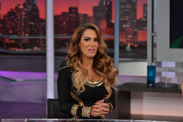 En últimas fechas los escándalos han rondado la vida de la famosa mujer.Mira aquí los videos más chismosos.