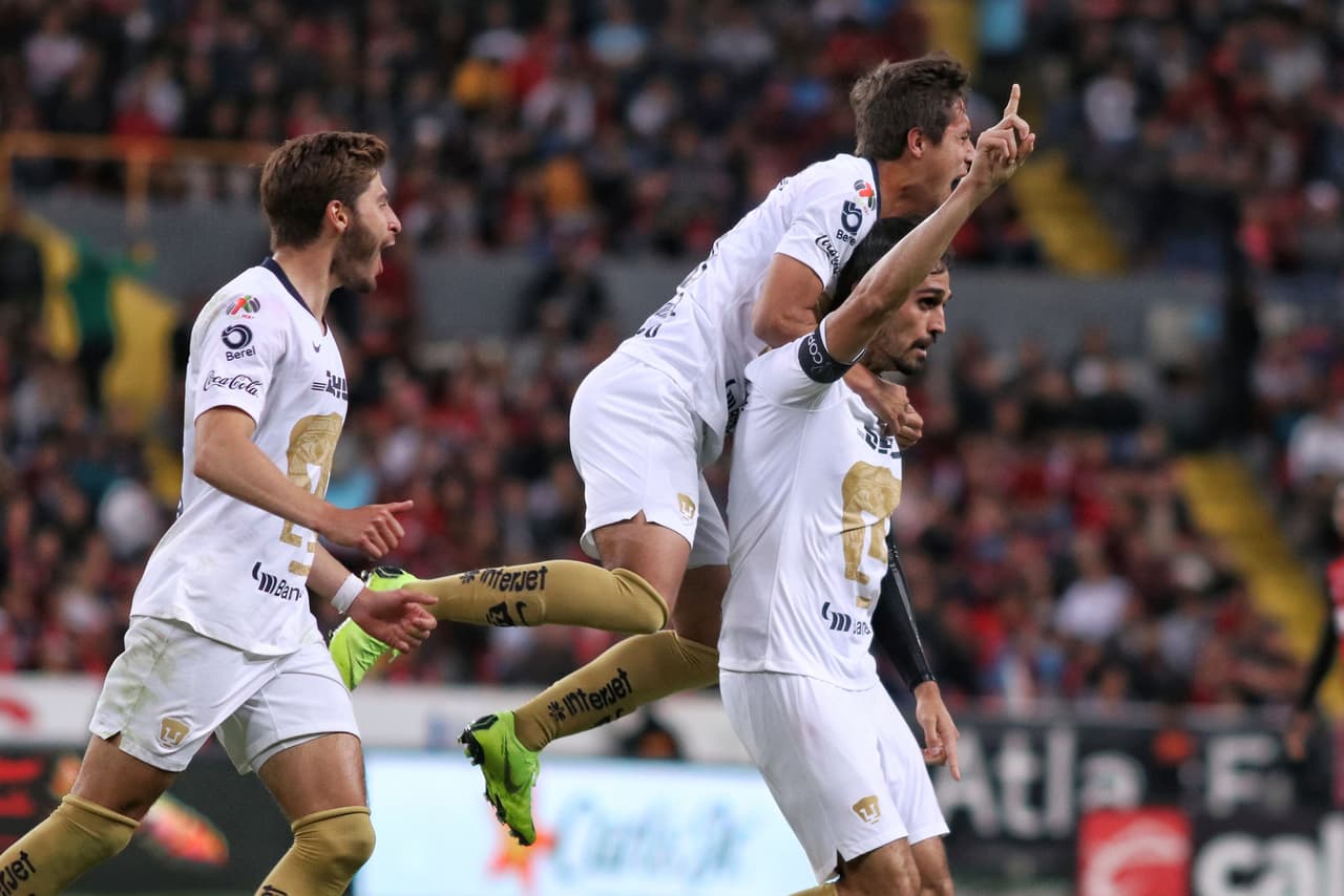 Pumas da la volterea al partido en la segunda parte y en el debut de Bruno Marioni como entrenador de los universitarios, superan 2-1 al Atlas en el Estadio Jalisco por la 
<a href="https://www.univision.com/deportes/futbol/copa-mx" target="_blank">Copa MX</a>.