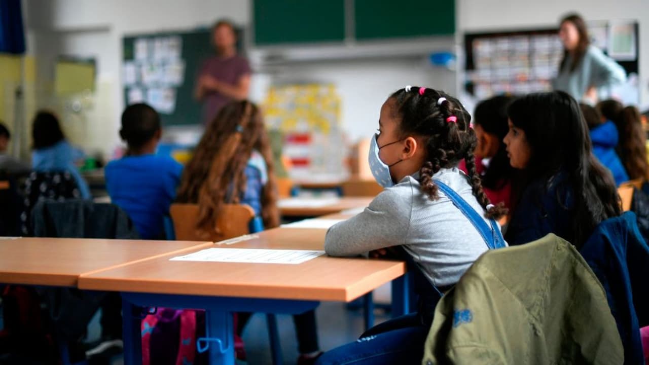 Piden que el estado tome control del sistema de escuelas públicas de NYC, el más grande de EEUU