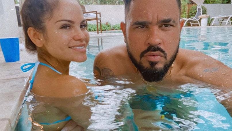 Según la moción, Raphy se compromete con la corte a 
<b><a href="https://www.univision.com/famosos/natti-natasha-cara-bebe-novio-raphy-pina-fotos">llevar el rastreador GPS</a> en todo momento</b> durante su estancia en República Dominicana.
<br>