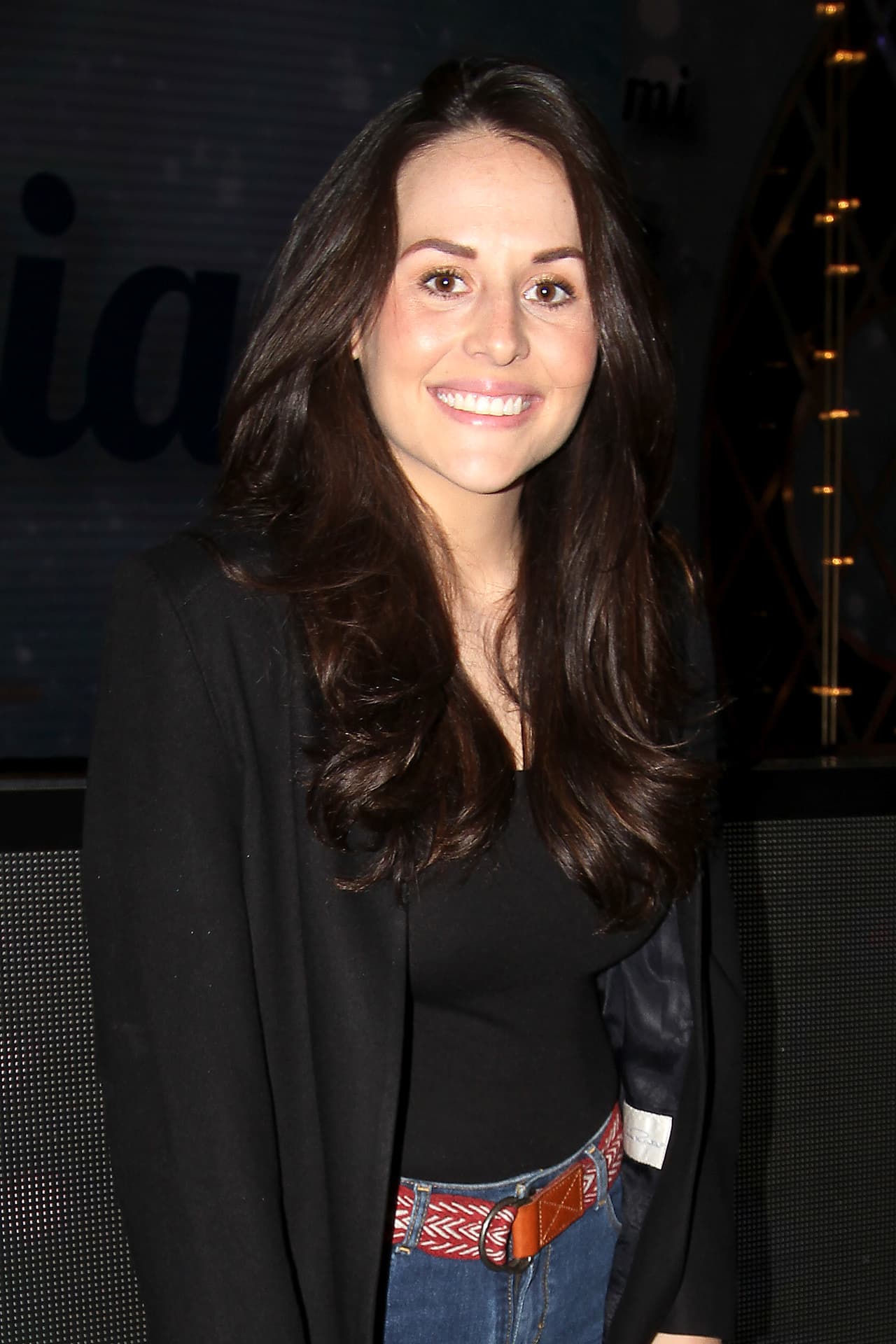 "Es un proyecto muy, muy lindo, desde que Juan me lo platicó y ahora que he leído todos los libretos, es un proyecto familiar que a mí me encanta", dijo
<b><a href="http://www.univision.com/temas/zuria-vega">Zuria Vega</a></b> a
<b>'<a href="http://www.radioformula.com.mx/">Radio Fórmula</a>'</b>.