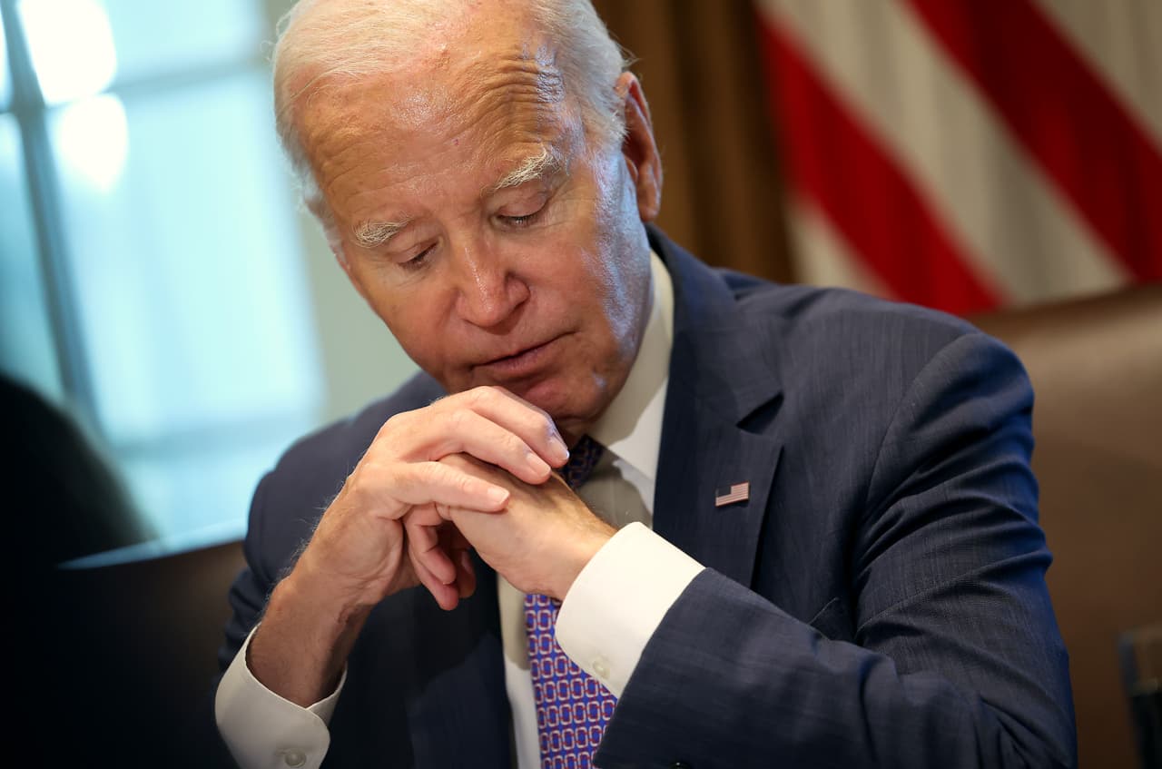 De reproches en privado a críticas públicas: latinos en el Congreso confrontan a Biden por concesiones en seguridad fronteriza