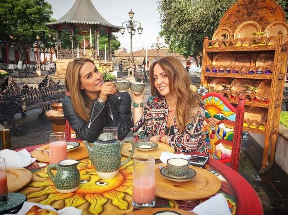 Las comadritas tomando el cafecito.