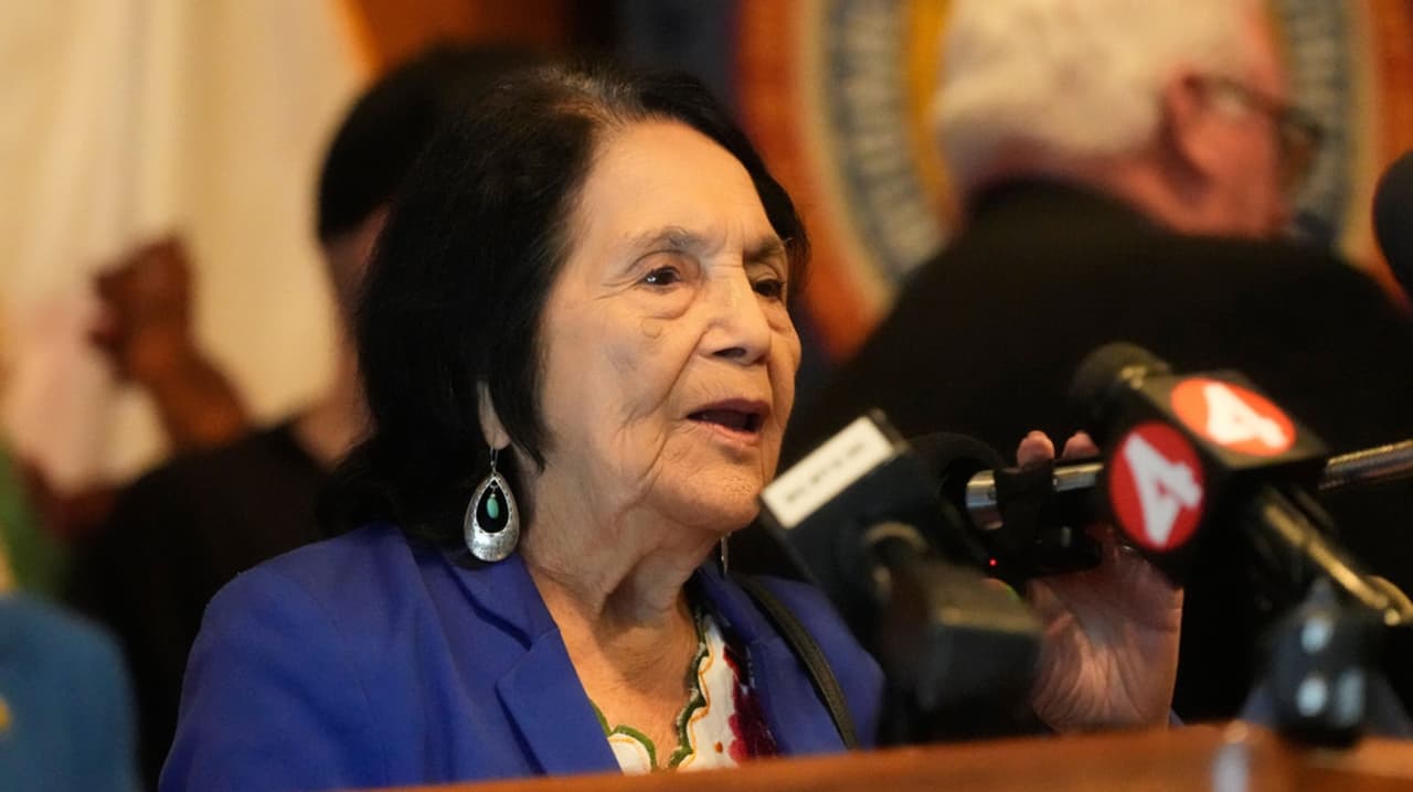 Sobrevivientes rompen silencio sobre abusos de César Chávez movimiento campesino