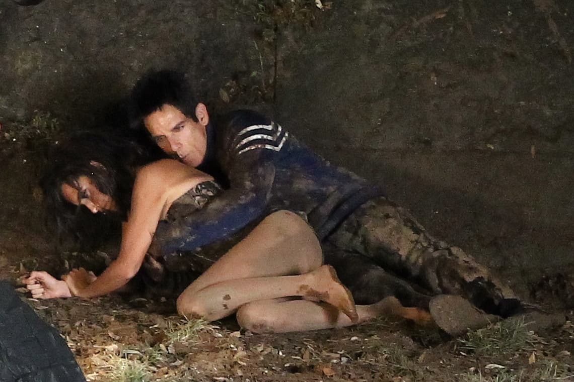 Muy, muy, muuuy cerquita del actor.