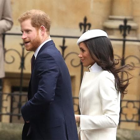 Con el nacimiento del príncipe Louis en abril pasado, el duque de Sussex pasó al sexto lugar en la sucesión al trono, hecho que llevará al séptimo sitio al primer hijo que conciba esta joven pareja.
