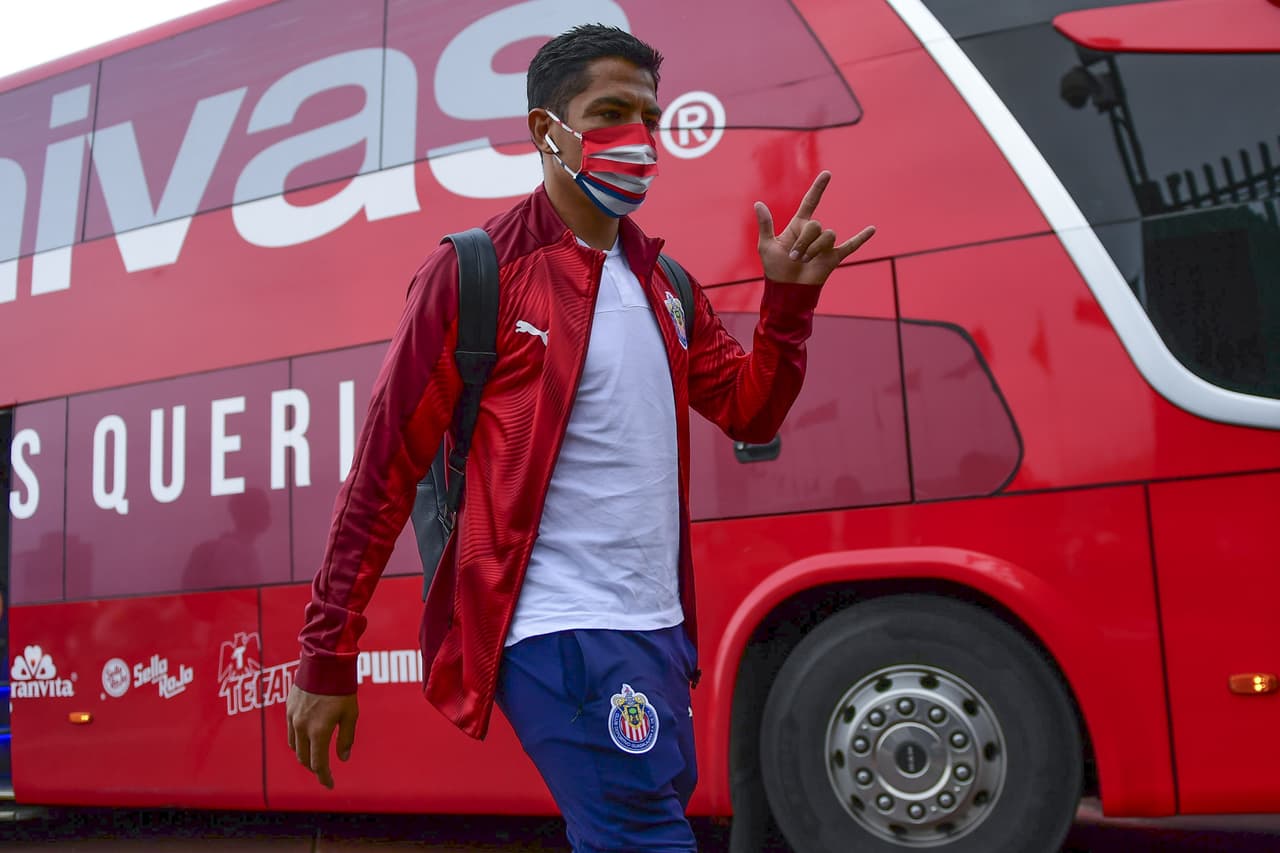 Las Chivas arribaron a Ciudad Universitaria para disputar el último partido de la Copa GNP por México en la final frente a Cruz Azul.