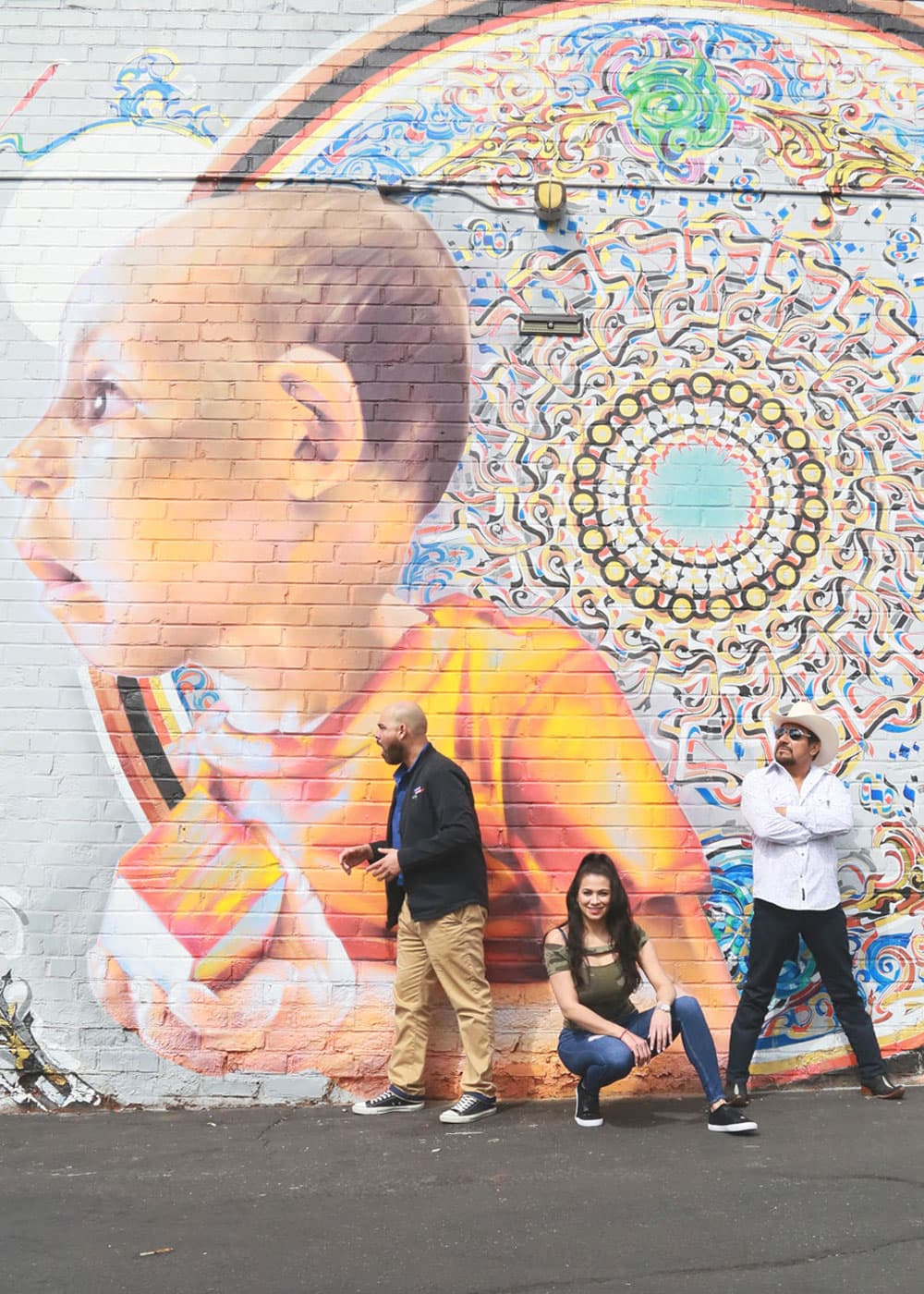 Uno de los murales que más impactó al trío de locutores fue esta pieza ubicada en el estacionamiento del Architecture and Design Museum of Los Angeles.