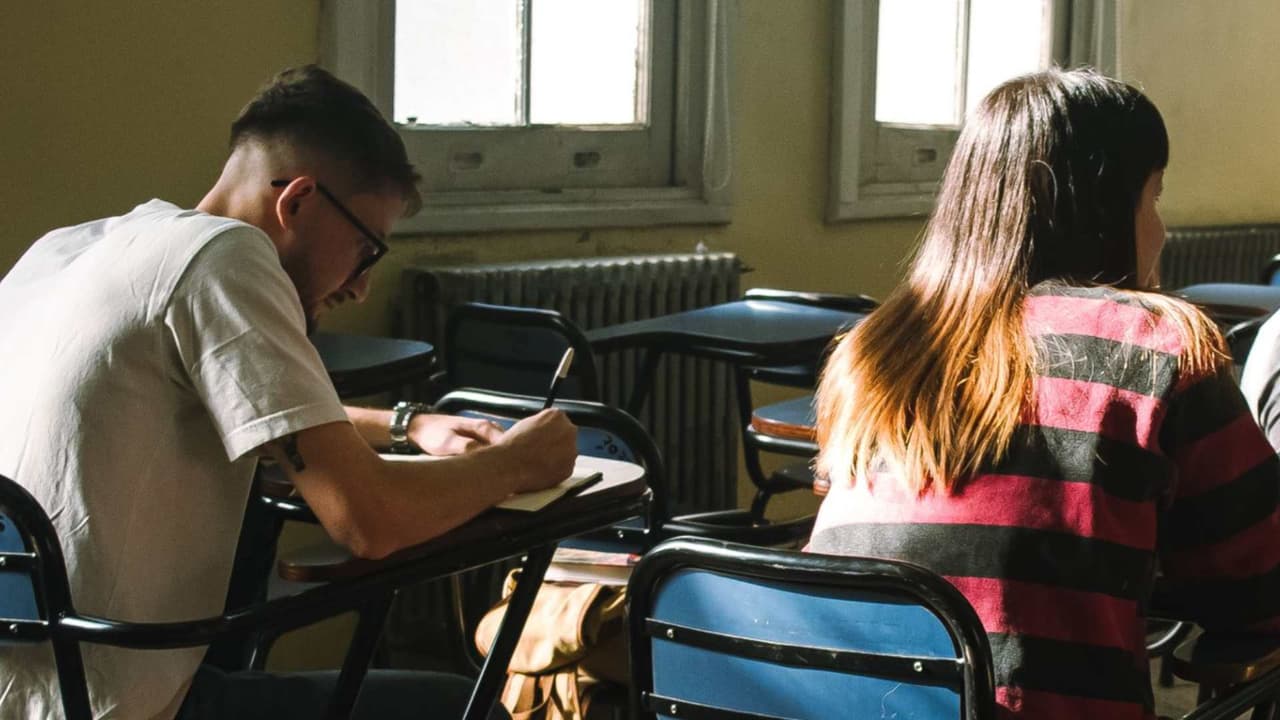 Texas analiza cambios en el currículo escolar con mayor énfasis en el cristianismo