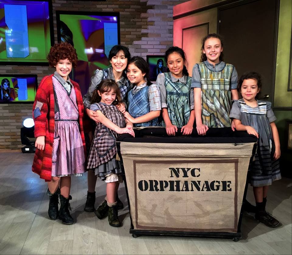 El elenco de Annie El Musical.