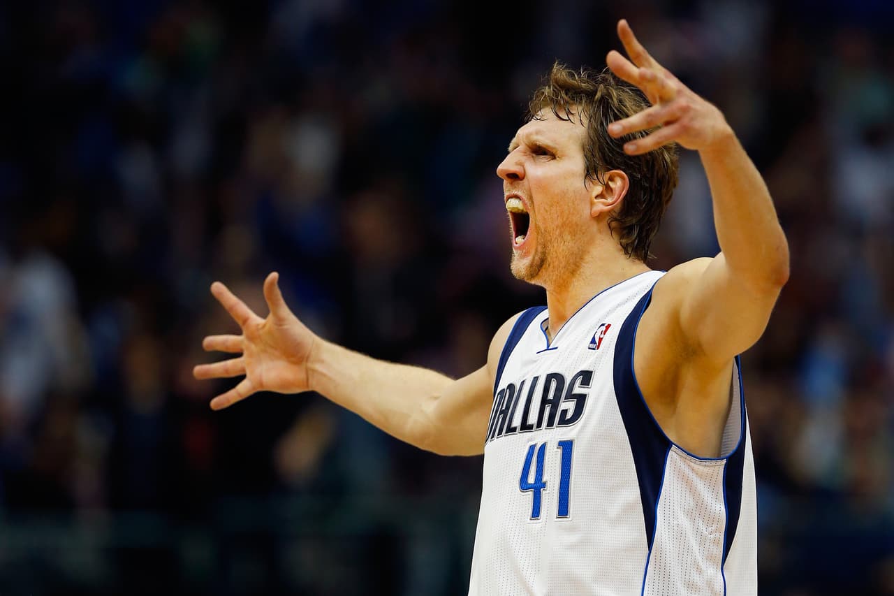 <b>Dallas Mavericks: Dirk Nowitzki</b>. En 2011 guió a los Mavs a un título, el único en la historia del equipo. Es líder histórico de Dallas en puntos, juegos, minutos, rebotes, tiros libres y triples.