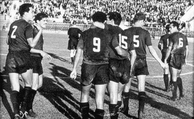 <b>México 3-1 Checoslovaquia</b>
<br>El ‘Tri’ ya había participado en cuatro mundiales (1930, 1950, 1954 y 1958), pero no fue hasta la cita de Chile 1962 cuando consiguió su primera victoria con goles de Isidoro Díaz, Alfredo del Águila y Héctor Hernández.