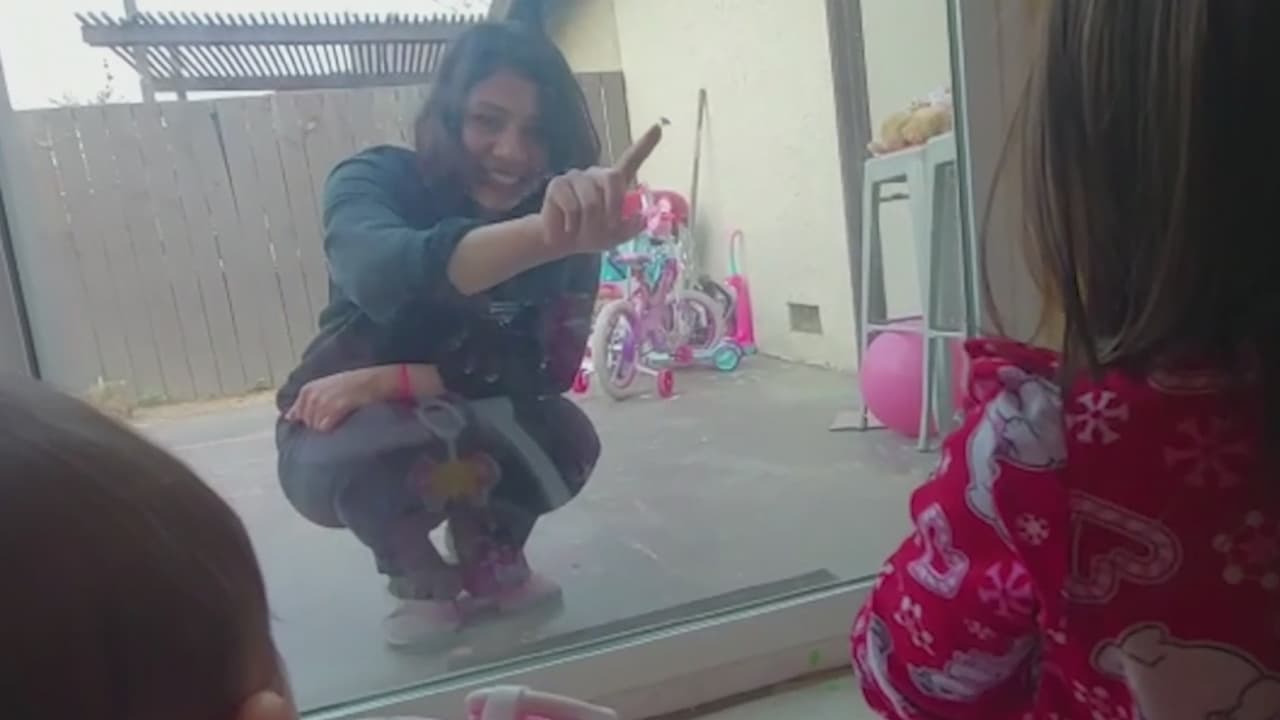 Coronavirus: enfermera hispana duerme en el garaje de su casa para proteger a su familia