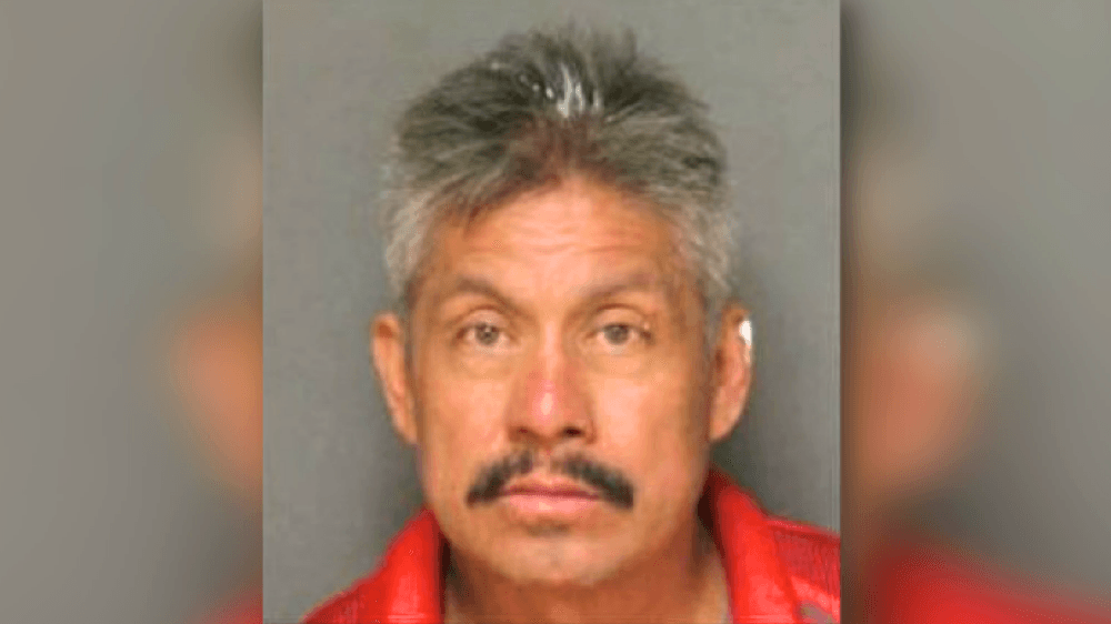 Una niña que jugaba frente a su casa muere atropellada por conductor acusado de ebriedad