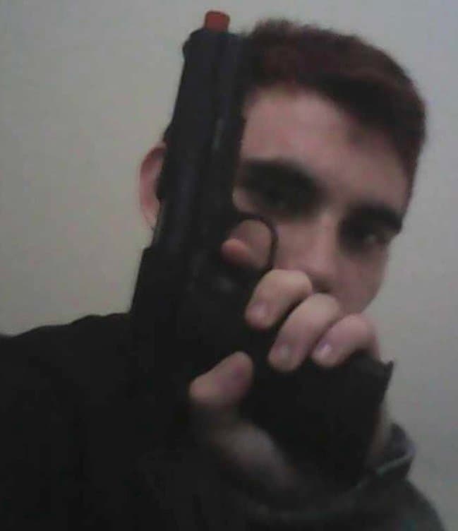 ¿Por qué se ignoraron las pistas que dejó Nikolas Cruz antes de actuar?