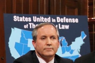 El Procurador de Texas presentó pidió a la Corte Federal de Distrito para el Distrito Sur de Texas en Brownsville su respaldo a la suspensión de DACA.