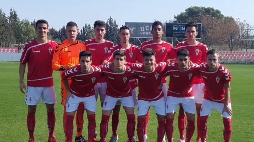 Empresario mexicano adquirió control del Murcia de España