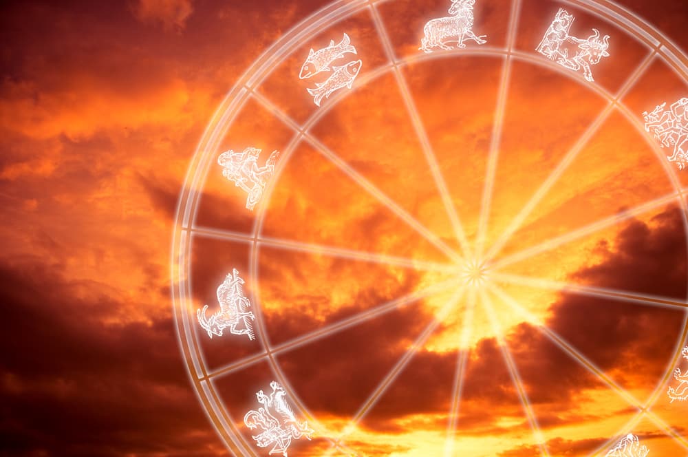Sino que en cada uno de los diferentes signos zodiacales su impacto es determinante por lo que es recomendable dedicar tiempo en estos días para hacer lo que mejor te ayude a aprovechar al máximo el tránsito de Mercurio en Sagitario. 
<br>