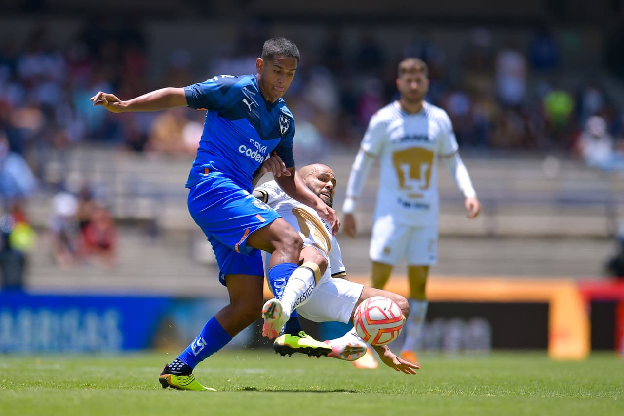 Jerónimo Rodríguez adelantó a los Pumas, pero Rayados igualó con un autogol de Nicolás Freire. A los auriazules les anularon un tanto de Juan Ignacio Dinenno por fuera de lugar tras la revisión del VAR.