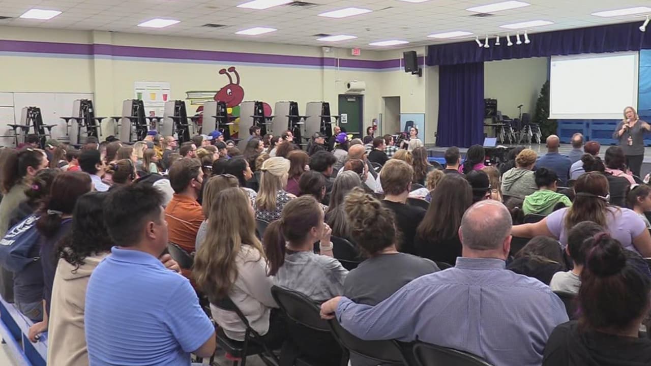 Posibles cierres de escuelas en Pflugerville, se determinará una decisión final