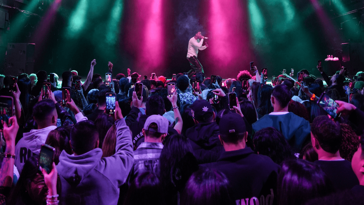 y sus fans se llevaron a casa un recuerdo en su mente y teléfonos