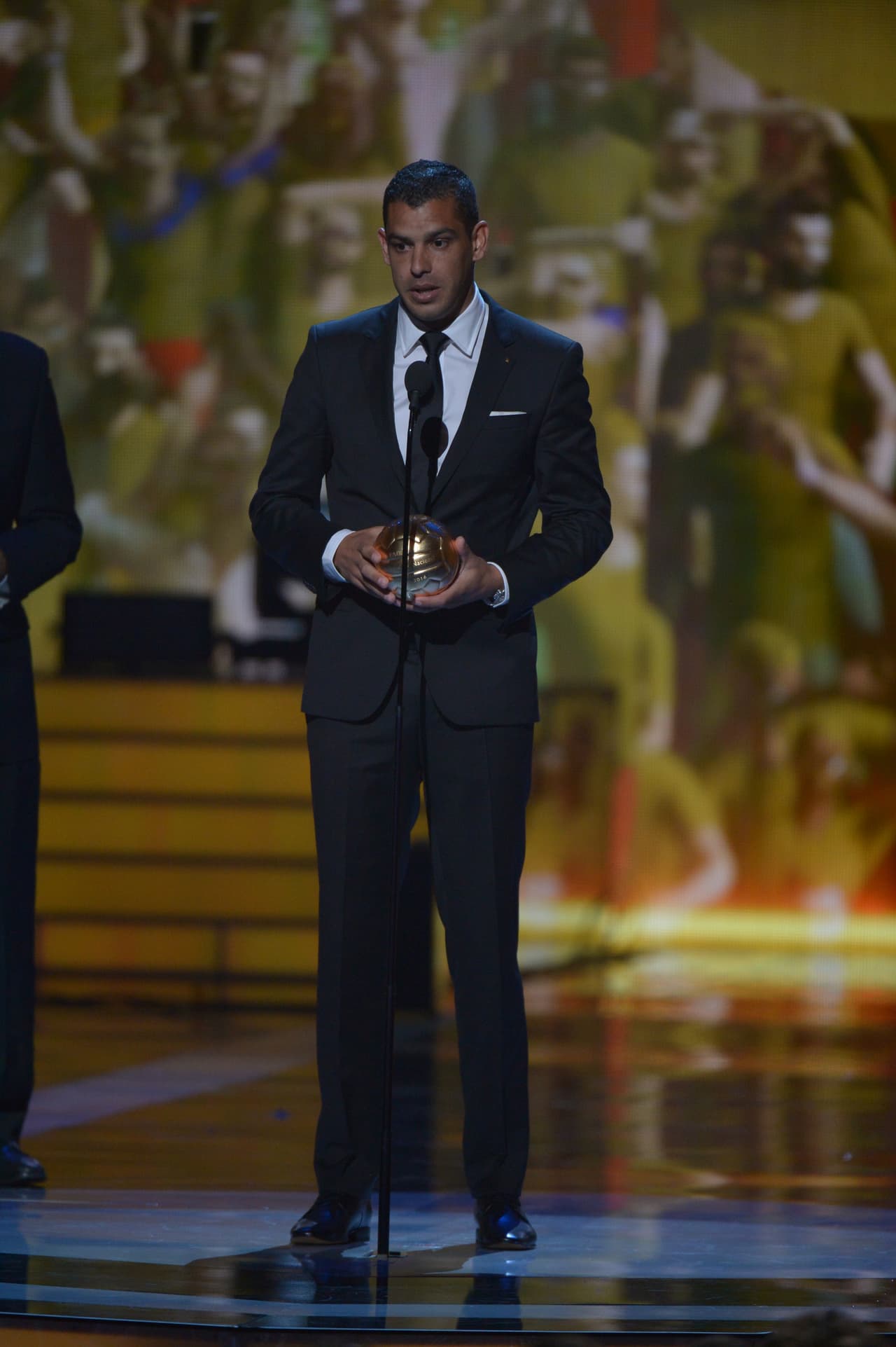 Gerardo Alcoba recogió el premio al equipo más limpio.