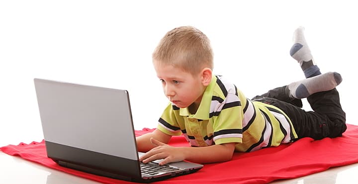 Distrito escolar de Mansfield extienden fechas y horarios de entrega de dispositivos de conexión a internet  