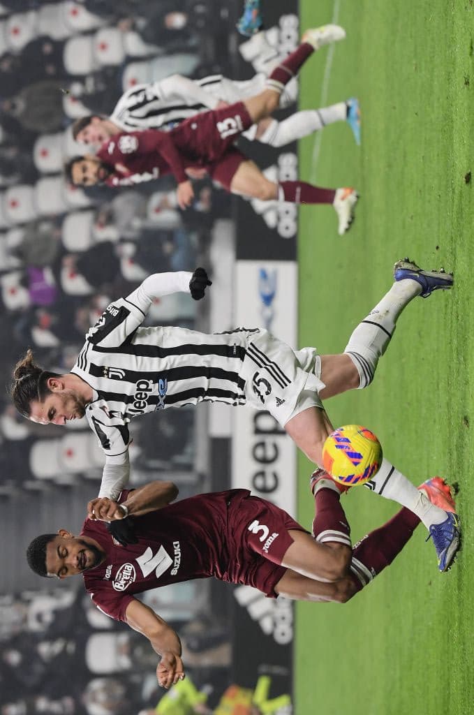 La Juve no logra concretar sus llegadas y terminan empatandp 1-1 con el Torino.